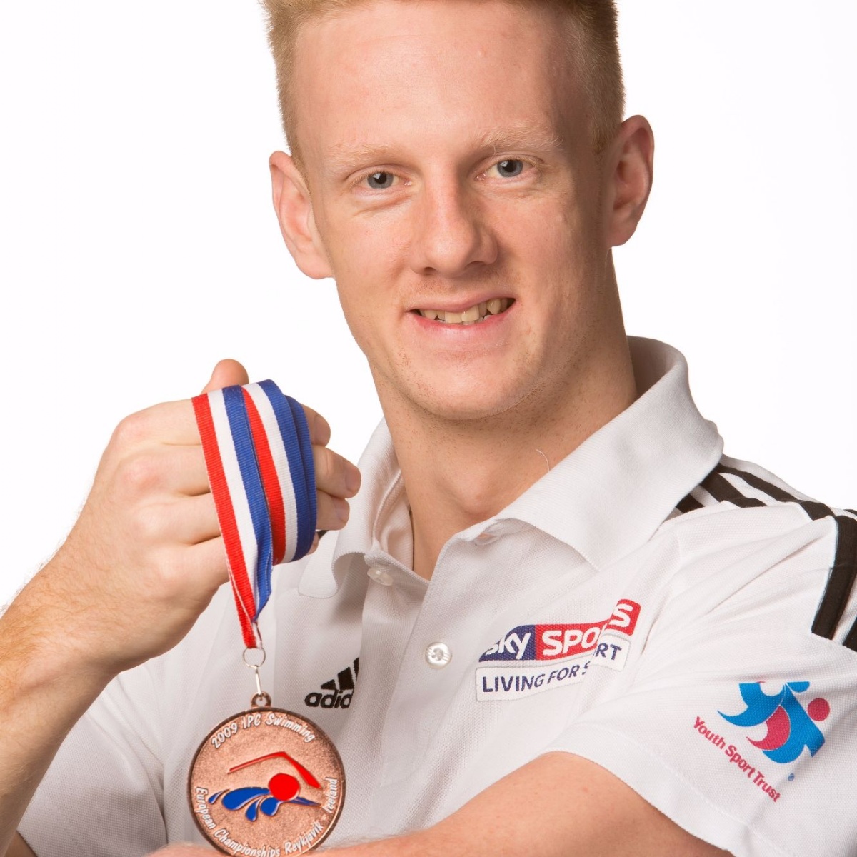 David Hill Paralympic Swimmer! - Yealmpton Primary School
